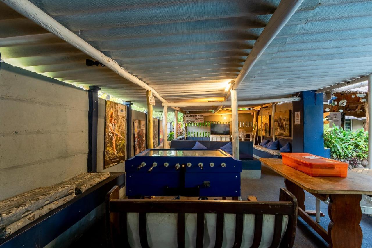 Victoria Falls Backpackers Lodge- Camp Sites ภายนอก รูปภาพ