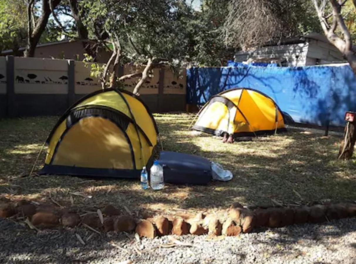 Victoria Falls Backpackers Lodge- Camp Sites ภายนอก รูปภาพ