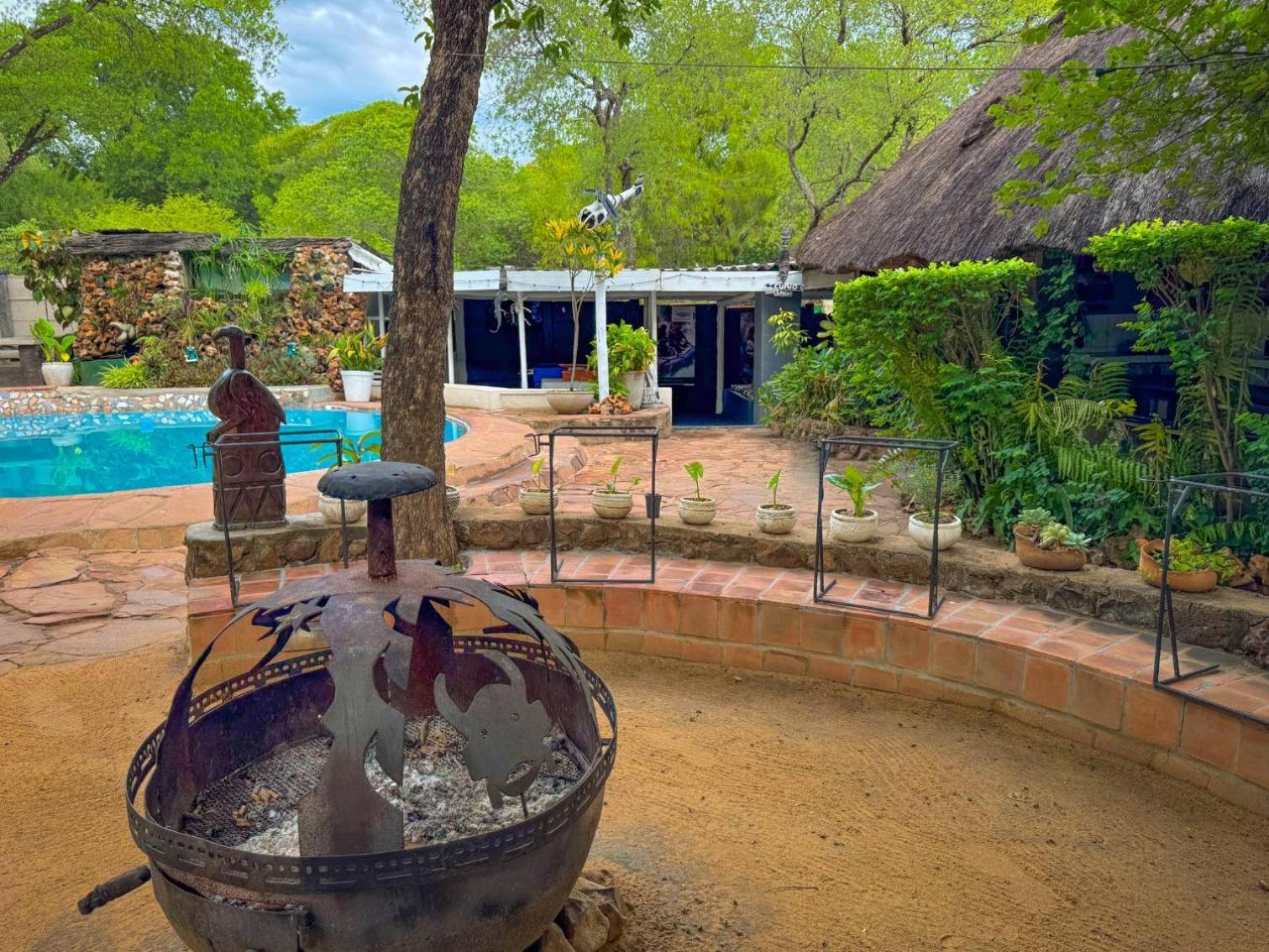 Victoria Falls Backpackers Lodge- Camp Sites ภายนอก รูปภาพ
